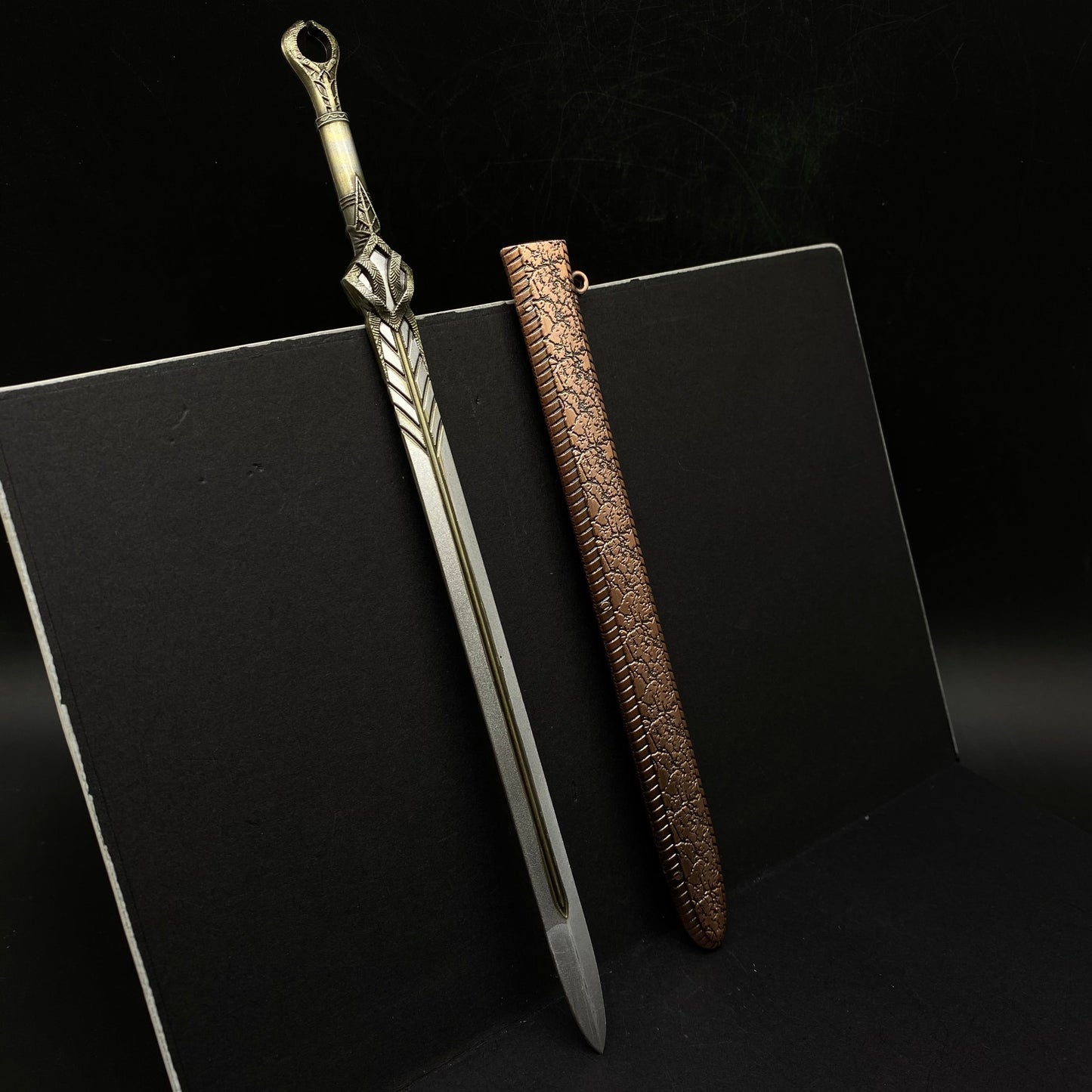 Classical Kratos Blade Leviathan Axe Guardian Shield Replica Collections