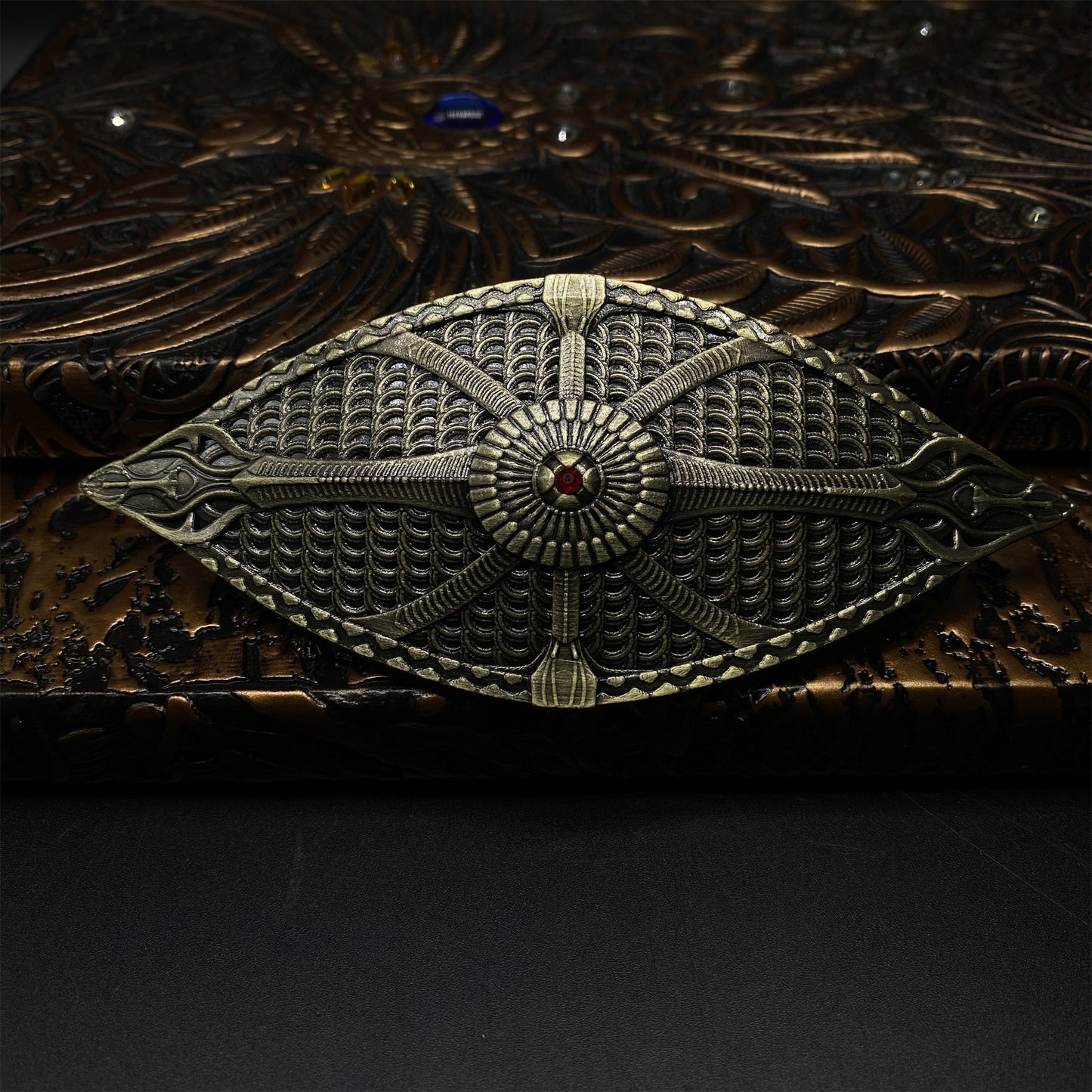 Classical Kratos Blade Leviathan Axe Guardian Shield Replica Collections