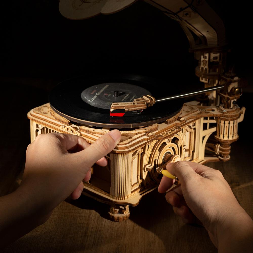 DIY Crank Gramophone Classic Wooden Model Kits Assembly Toy