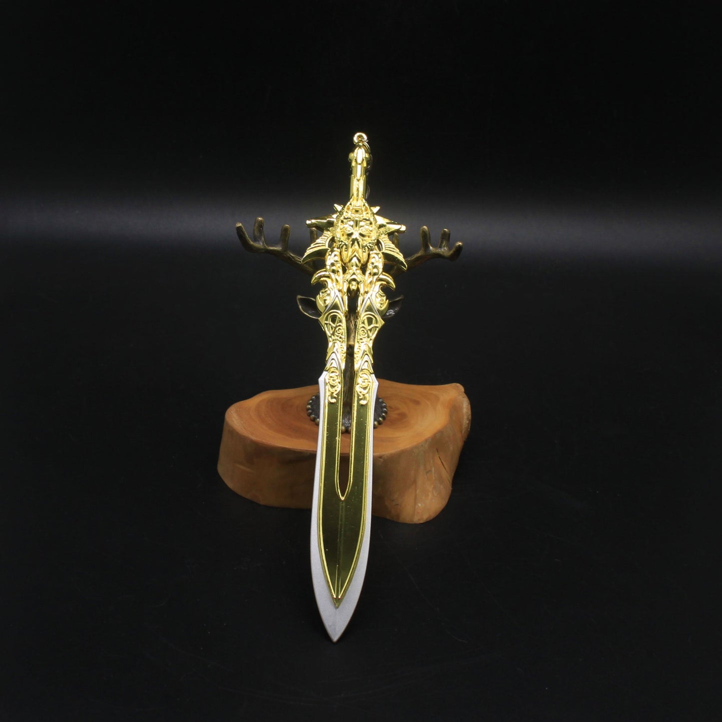Classical Kratos Blade Leviathan Axe Guardian Shield Replica Collections