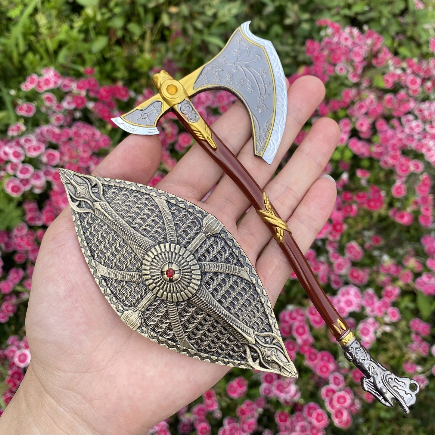 Classical Kratos Blade Leviathan Axe Guardian Shield Replica Collections